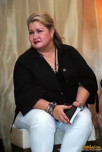 Foto Aline Sahertian