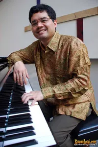 Foto Ananda Sukarlan