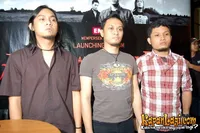Foto Andra and The BackBone