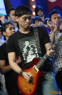 Foto Andra and The BackBone