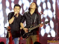 Foto Andra and The BackBone