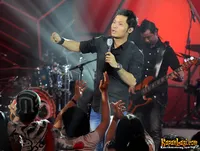 Foto Andra and The BackBone