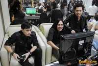 Foto Andra and The BackBone