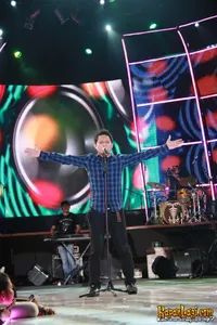 Foto Andra and The BackBone