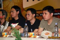 Foto Andra and The BackBone