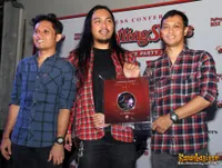 Foto Andra and The BackBone