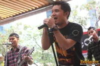 Foto Andra and The BackBone