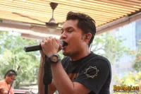 Foto Andra and The BackBone