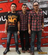 Foto Andra and The BackBone