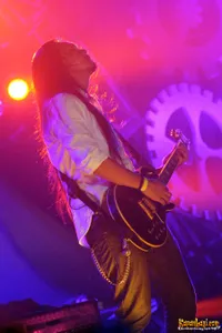 Foto Andra and The BackBone