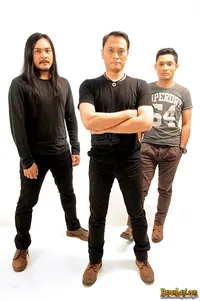 Foto Andra and The BackBone