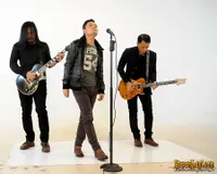Foto Andra and The BackBone