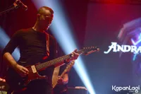 Foto Andra and The BackBone