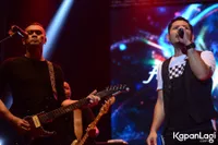 Foto Andra and The BackBone