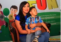 Foto Angelina Sondakh