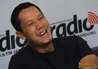 Foto Angga Maliq And D Essentials