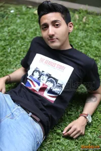 Foto Aron Ashab