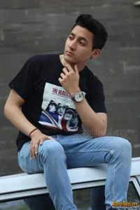 Foto Aron Ashab