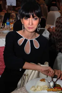 Foto Artika Sari Devi