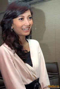 Foto Artika Sari Devi