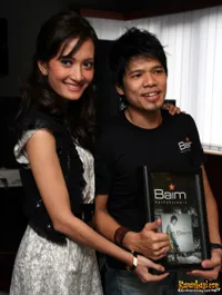 Foto Artika Sari Devi