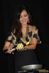 Foto Artika Sari Devi