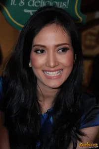 Foto Artika Sari Devi