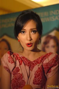 Foto Artika Sari Devi