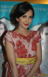 Foto Artika Sari Devi