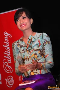 Foto Artika Sari Devi