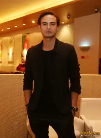 Foto Ashraf Sinclair