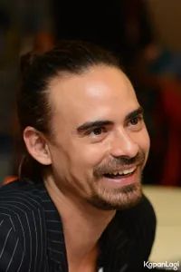 Foto Ashraf Sinclair