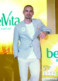 Foto Ashraf Sinclair