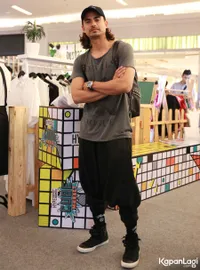 Foto Ashraf Sinclair