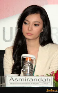 Foto Asmirandah