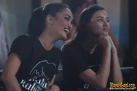 Foto Atiqah Hasiholan