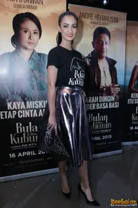 Foto Atiqah Hasiholan