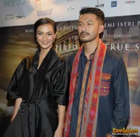 Foto Atiqah Hasiholan