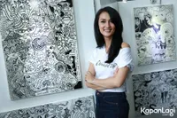 Foto Atiqah Hasiholan