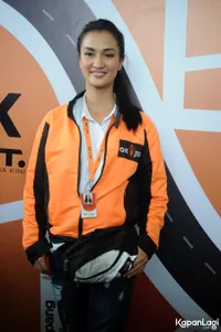 Foto Atiqah Hasiholan