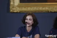 Foto Atiqah Hasiholan