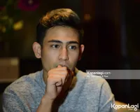 Foto Axel Matthew Thomas