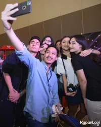 Foto Axel Matthew Thomas