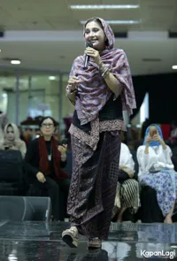 Foto Ayu Azhari