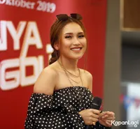 Foto Ayu Ting Ting