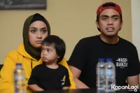 Foto Ayudia Bing Slamet