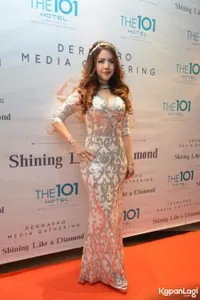 Foto Barbie Kumalasari