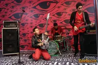 Foto Bondan Prakoso feat Fade2Black