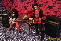 Foto Bondan Prakoso feat Fade2Black