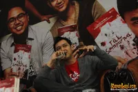 Foto Bondan Prakoso feat Fade2Black